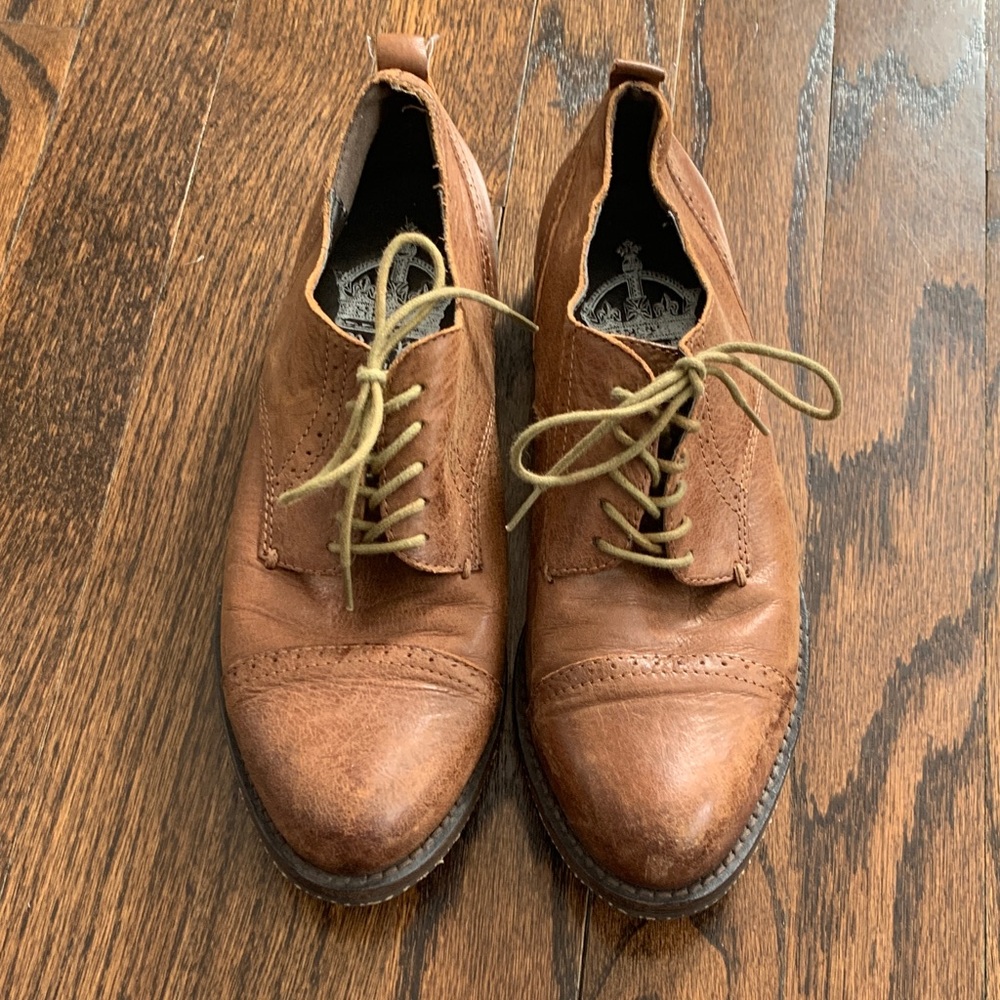 Crown Vintage Elegant Tan Leather Women’s Oxfords